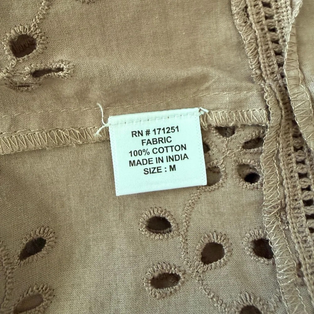 NWT 100% Cotton Brown Eyelet Lace Top - Picture 8 of 8